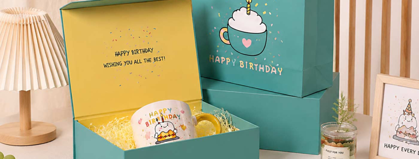 Magnetic gift box for cup