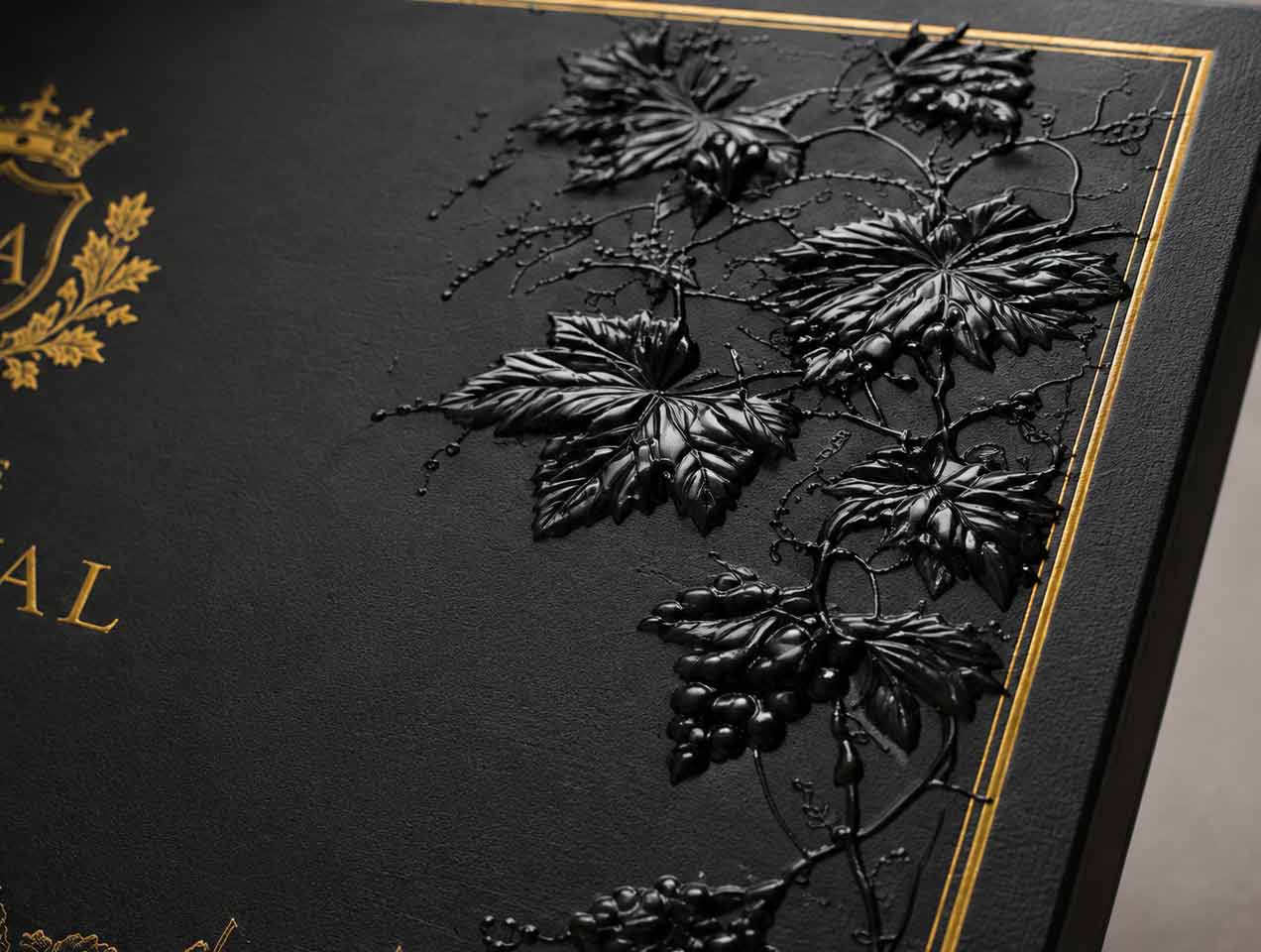 embossed wine box,